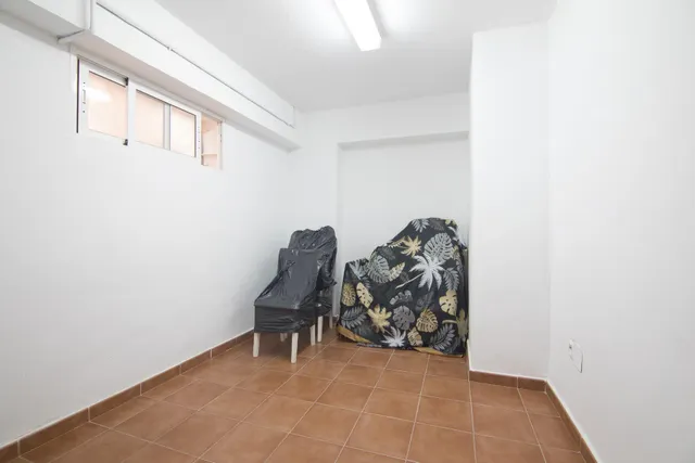 CHALET PAREADO A UN PASO DEL CAMPO DE GOLF CON 5 habitaciones 3 BAÑOS — 46