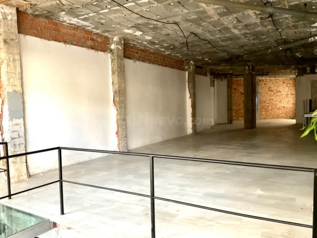 OPORTUNIDAD DE LOCAL COMERCIAL EN MARBELLA.