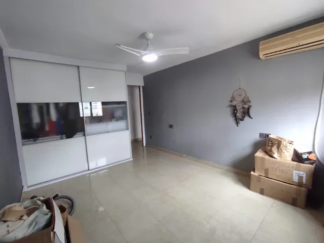 Se vende piso de 2 habitaciones con balcón y ascensor — 22