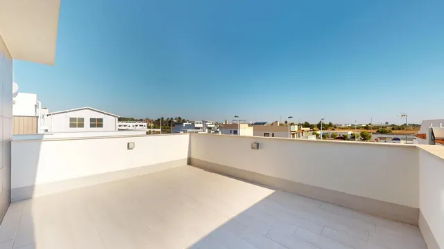 Amplia VILLA de nueva construcción con piscina privada en San Pedro del Pinatar — 26