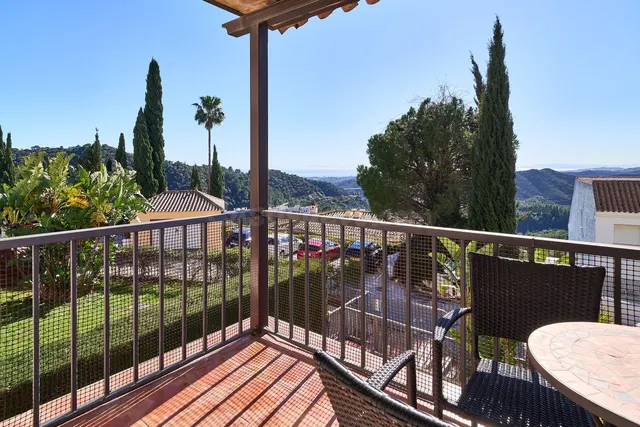 Apartamento 3 habitaciones 138m² en venta - Istan pueblo - foto 3