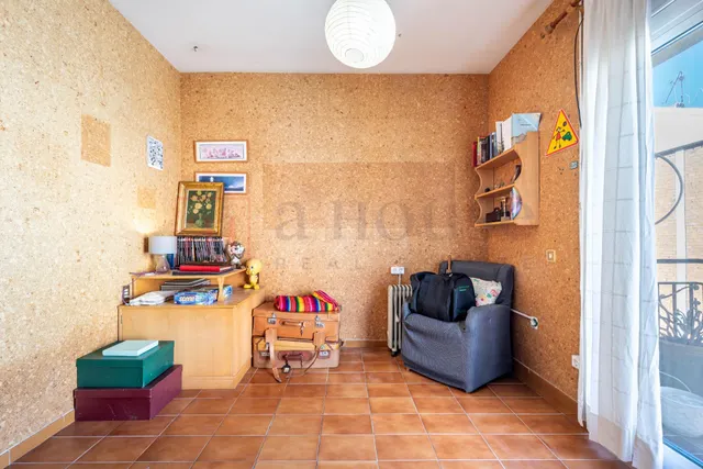 ÁTICO A REFORMAR CON BALCON EN LA VILA DE GRACIA — 7