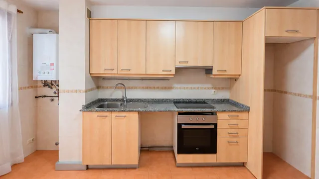 Piso de 3 dormitorios listo para entrar a vivir, con garaje y trastero en Palavea — 7