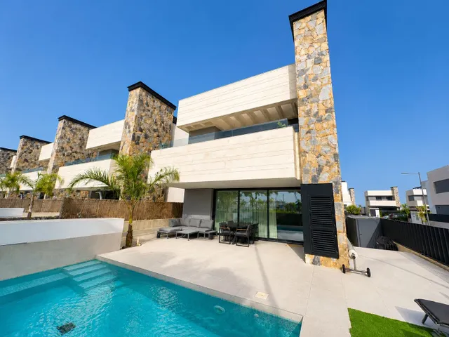 Villa 3 habitaciones en venta - Dolores de Pacheco-Santa Ros