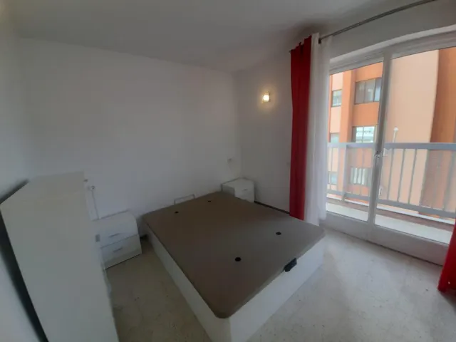 APARTAMENTO DE DOS DORMITORIOS EN PRIMERA LINEA DE PLAYA DE LEVANTE CON PARKING — 11
