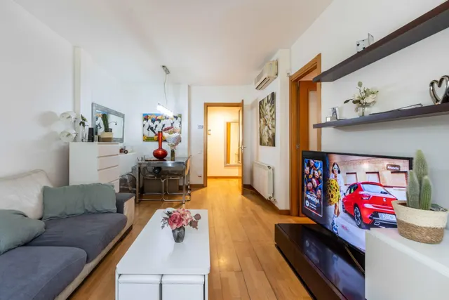 2 HABITACIONS PER ENTRAR A VIURE, MOLT CENTRIC — 7