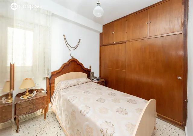 Gran piso en pleno centro de Granada — 14