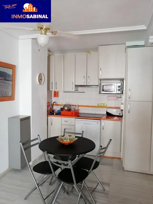 Acogedor Piso en El Puerto, Roquetas de Mar - €145,000 - foto 5