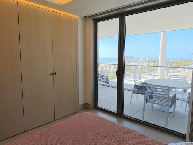 EXCLUSIVO PISO EN LAS MALAGA TOWERS VISION A ESTRENAR — 26