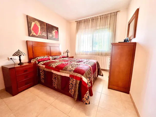 Casa o chalet independiente en venta en Calle Amadeu Vives — 11
