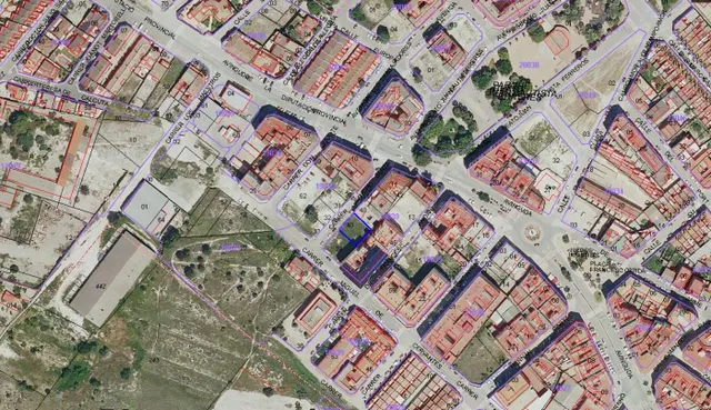 Edificio en construcción con 12 viviendas, garajes y traster - foto 4