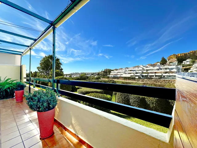 Apartamento 2 habitaciones 106m² en venta - Costa Del Sol - foto 2