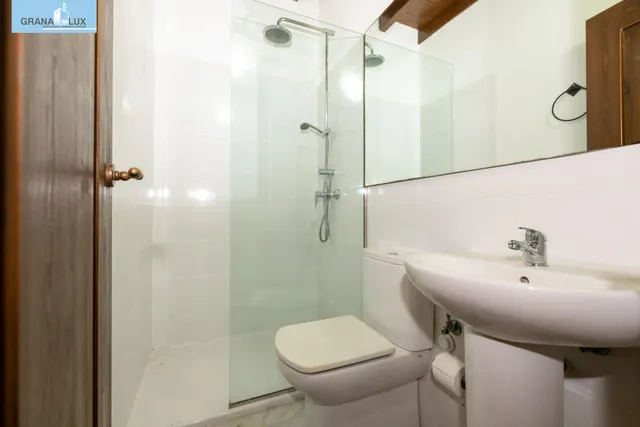 Barrio del Realejo. Precioso apartamento de un dormitorio y un baño junto al Campo del Príncipe. — 14
