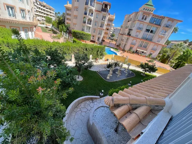 Apartamento en Albir centro — 27