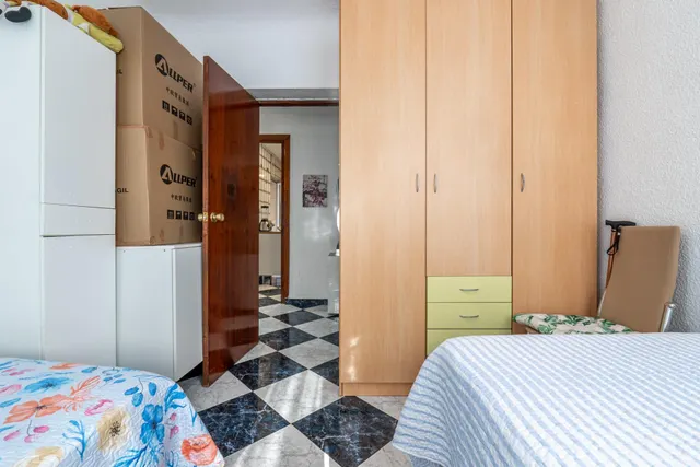 BONITO PISO SITUADO EN EL ZAIDIN — 21
