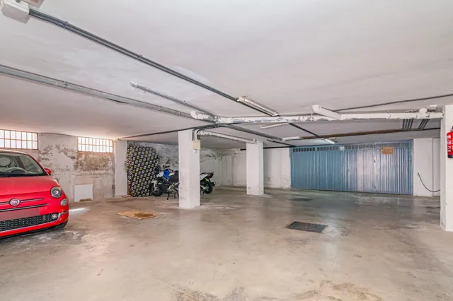 PISO DE 3 habitaciones Y COCHERA EN LA ZUBIA — 33