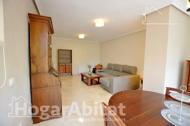 EN RESIDENCIAL CON PISCINA Y GARAJE CERCA DEL MAR — 6