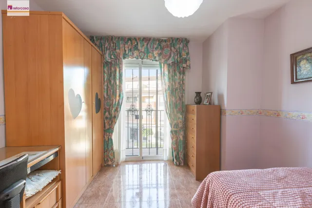 Casa independiente a 5 minutos de Granada en buen estado para entrar a vivir — 49