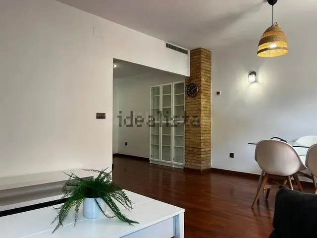 Alquiler de piso en Calle de Lluís Oliag, 43 — 3