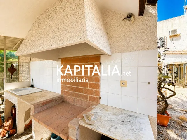 ESPECTACULAR CHALET EN SAN VICENT DEL RASPEIG EN PLENO ENTORNO NATURAL Y CON PISCINA PRIVADA. — 9