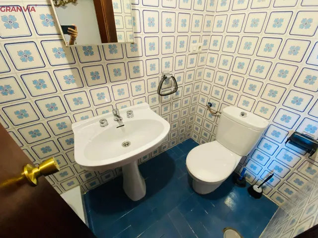 Amplio piso en venta en el centro de Logroño — 25