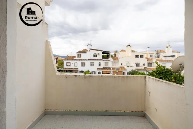 Disfruta de la tranquilidad de Huétor Vega sin alejarte de la ciudad. — 27