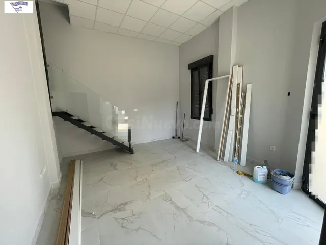 Local Comercial Dúplex Adaptable a Vivienda en Zona Carretas