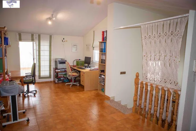 Amplia Vivienda Unifamiliar en San Pablo — 29