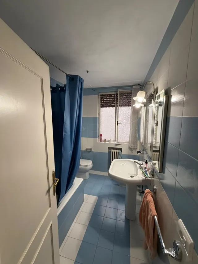 Piso 5 habitaciones 152m² en venta - Avda. de la Constitucion — 25