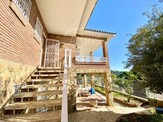 Chalet Independiente en Lloret de Mar — 2