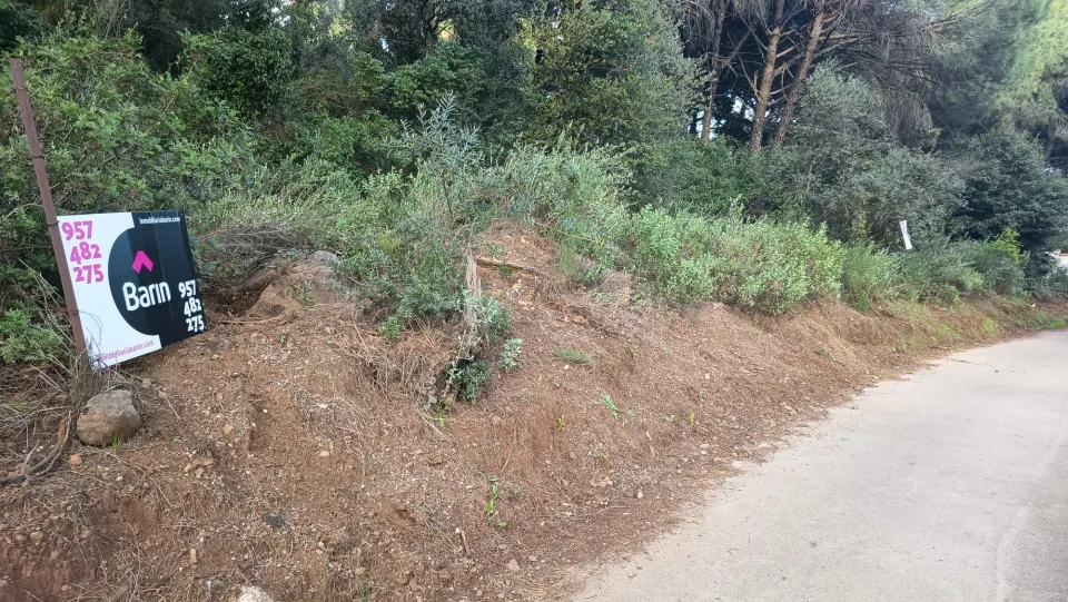 Terreno en Trasierra, en la zona Residencial el Jardinito