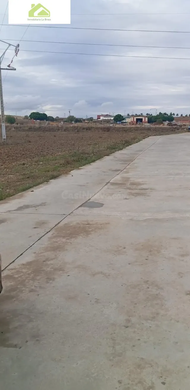 SOLAR EN VENTA EN CORESES