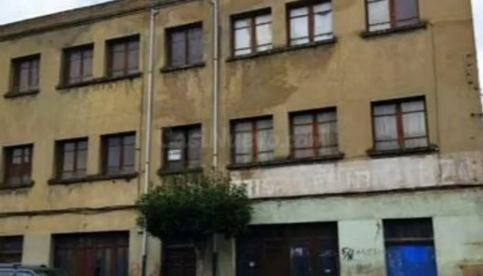 Edificio en pleno centro de Monforte con potencial para unas 25 viviendas