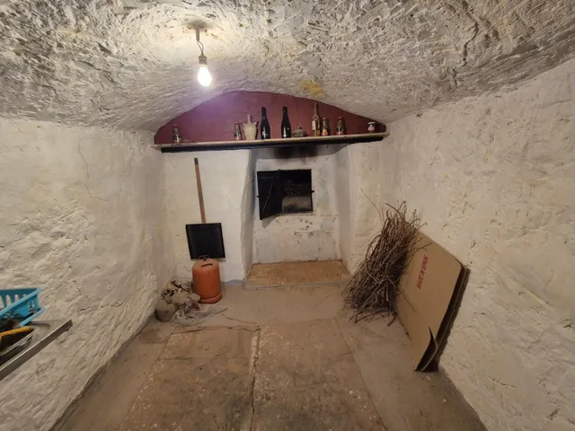 Se vende campo cueva en Petrer — 19
