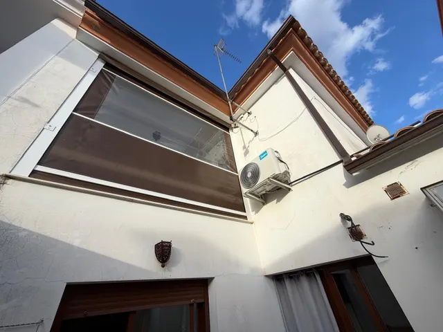 ¡Casa adosada con patio, garaje y sótano en La Victoria, Córdoba! — 16