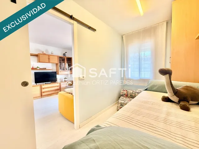 Se vende piso en primera línea con piscina — 22