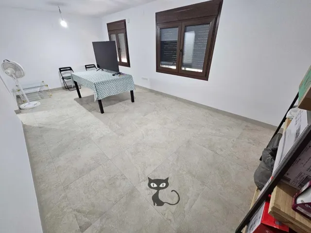 Oportunidad en Alfafar ¡Piso Reformado con Terraza! — 6