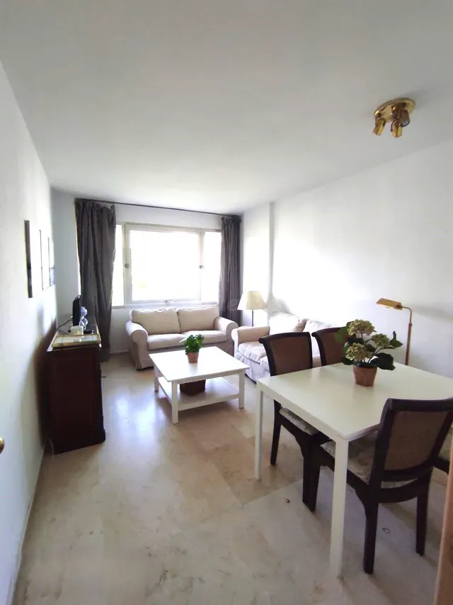 Alquiler en Huerta de la Salud, junto al Hotel Meliá Sevilla