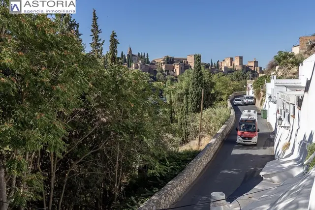 Casa reformada en el Camino del Sacromonte — 37