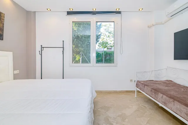 ✨ exclusividad y diseño en el serrallo, Granada | piscina, garaje y urbanización privada — 16