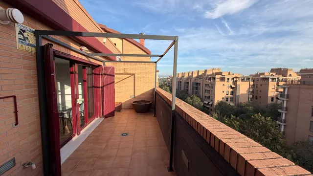 ¡Ático duplex con Terraza, Piscina y Pista de Padel en Maestro Rodrigo! — 21