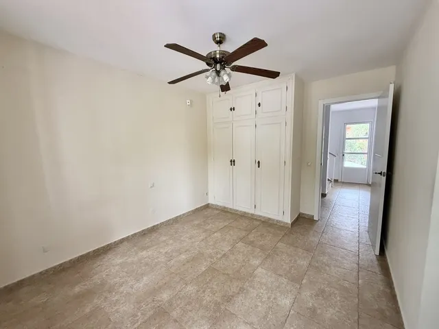Chalet 6 habitaciones 300m² en venta - Centro — 23