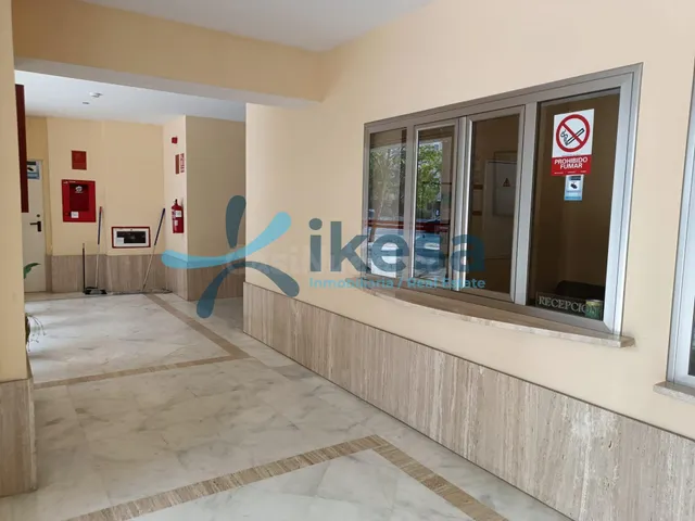 Apartamento en Avd. Aeronáutica - Sevilla - foto 2