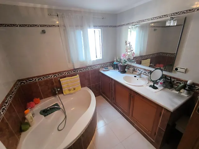 Exclusiva Casa Independiente en el Casco Antiguo de Corrales — 27