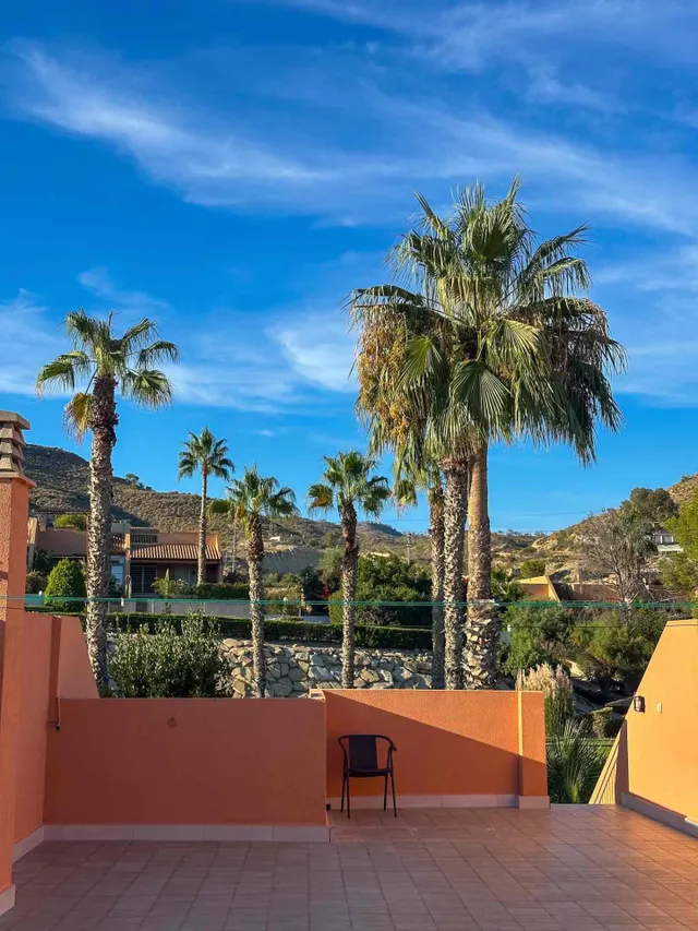 ALQUILER EN VENTA LANUZA · EL CAMPELLO — 10