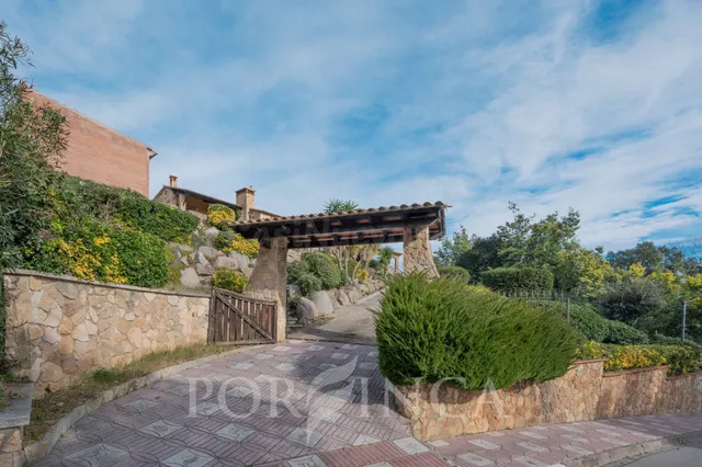 Villa Rústica en plena naturaleza de la Costa Brava con Pisc - foto 5