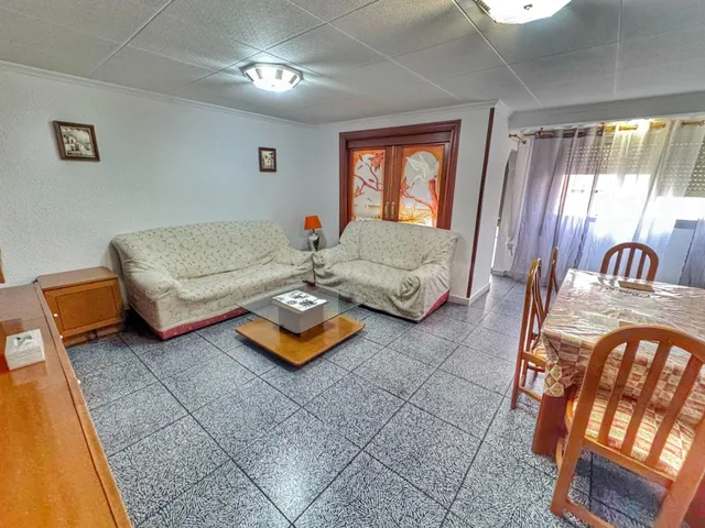 PISO CON ASCENSOR EN AVDA DE CHAPI, ELDA - foto 5