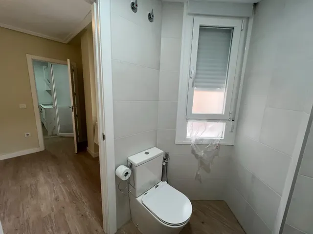 Piso recién reformado con garaje en el centro de Cáceres — 8