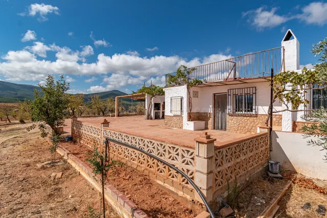 Casa con terreno 6 habitaciones 130m² en venta - Andalucia - foto 2