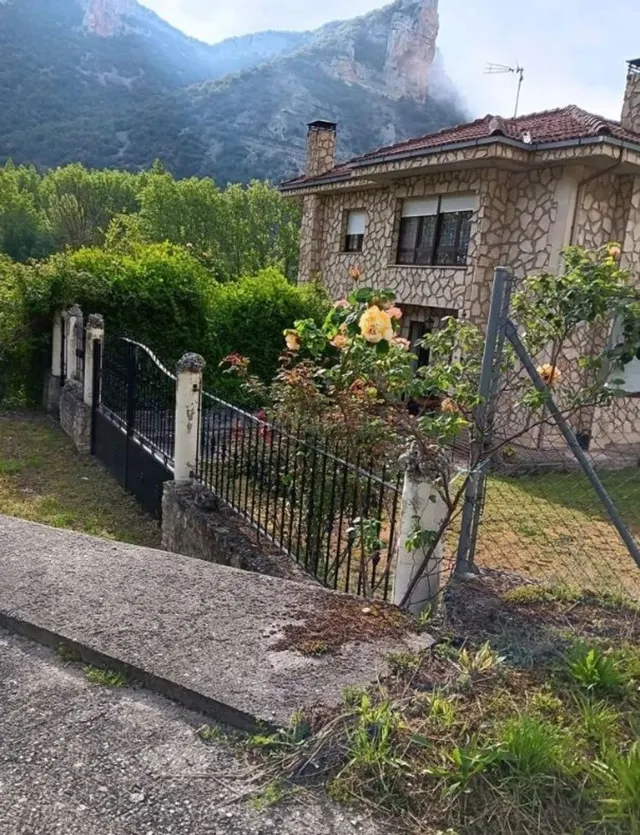 Chalet 3 habitaciones 300m² en venta - Northern spain - foto 2